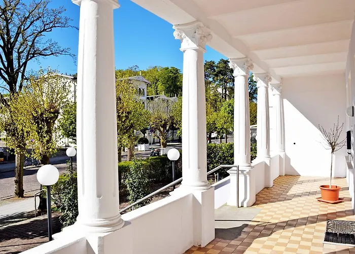 Appartementhaus ホテル ゼリン